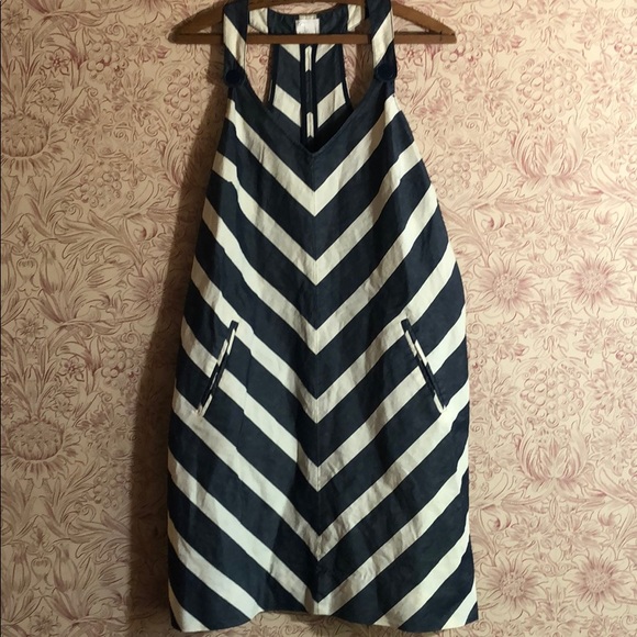 Anthropologie Dresses & Skirts - Anthropologie chevron blue and white jumper 10 M